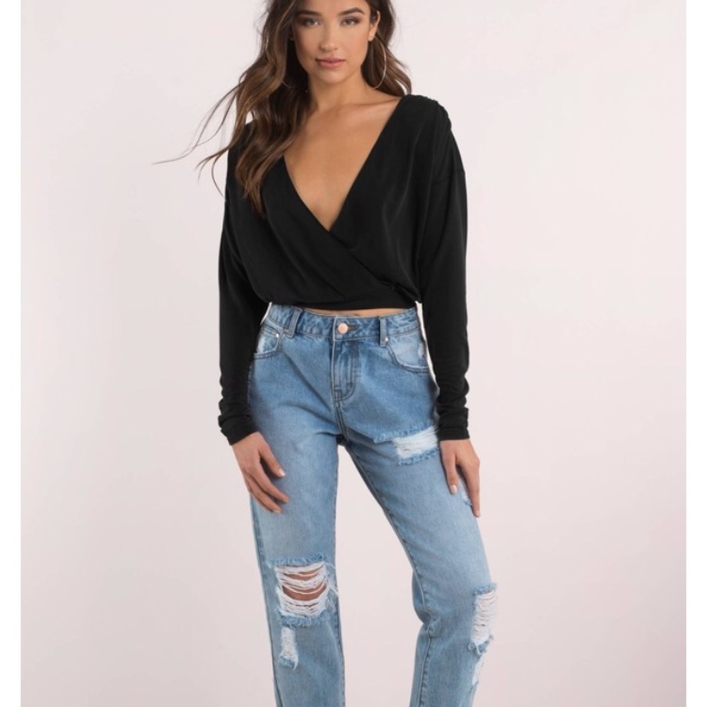 Crop long sleeve shirt